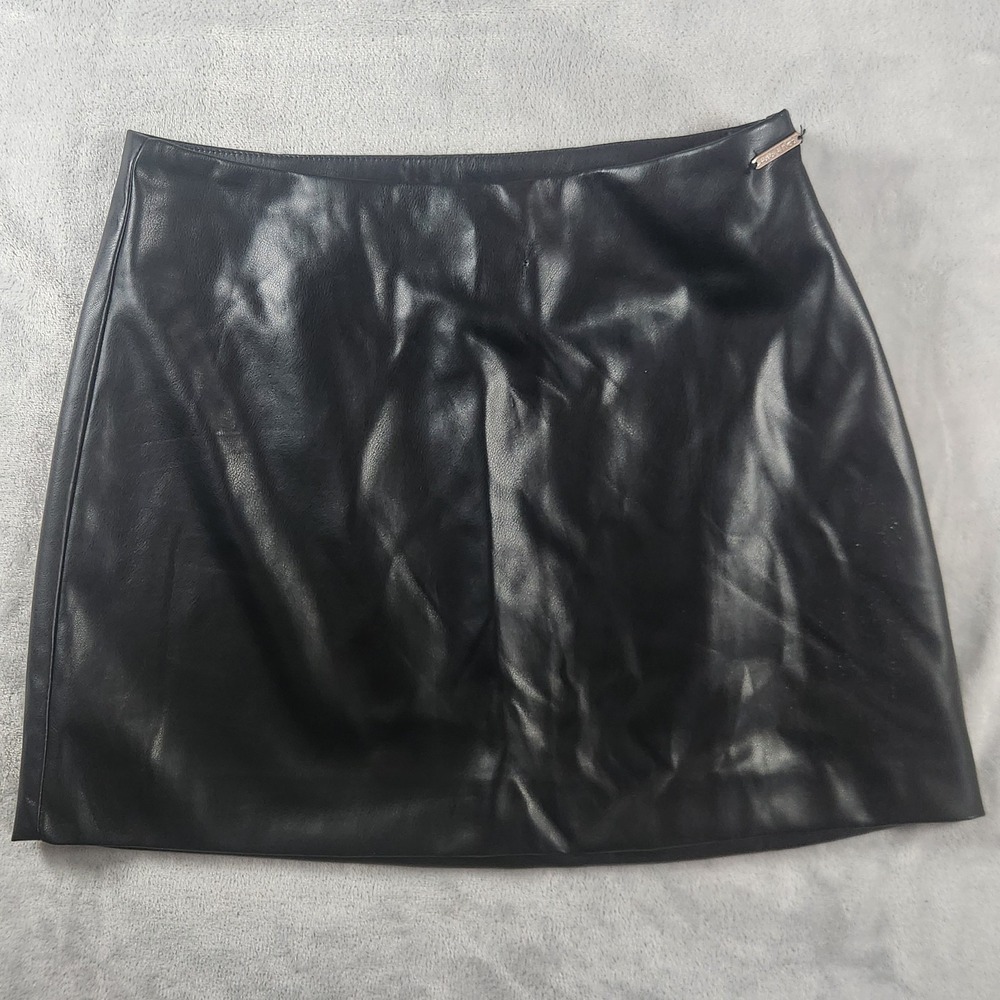 Fabletics Sz‎ S Black Vegan Faux Leather A-Line Mini Skirt Goth Biker Y2K